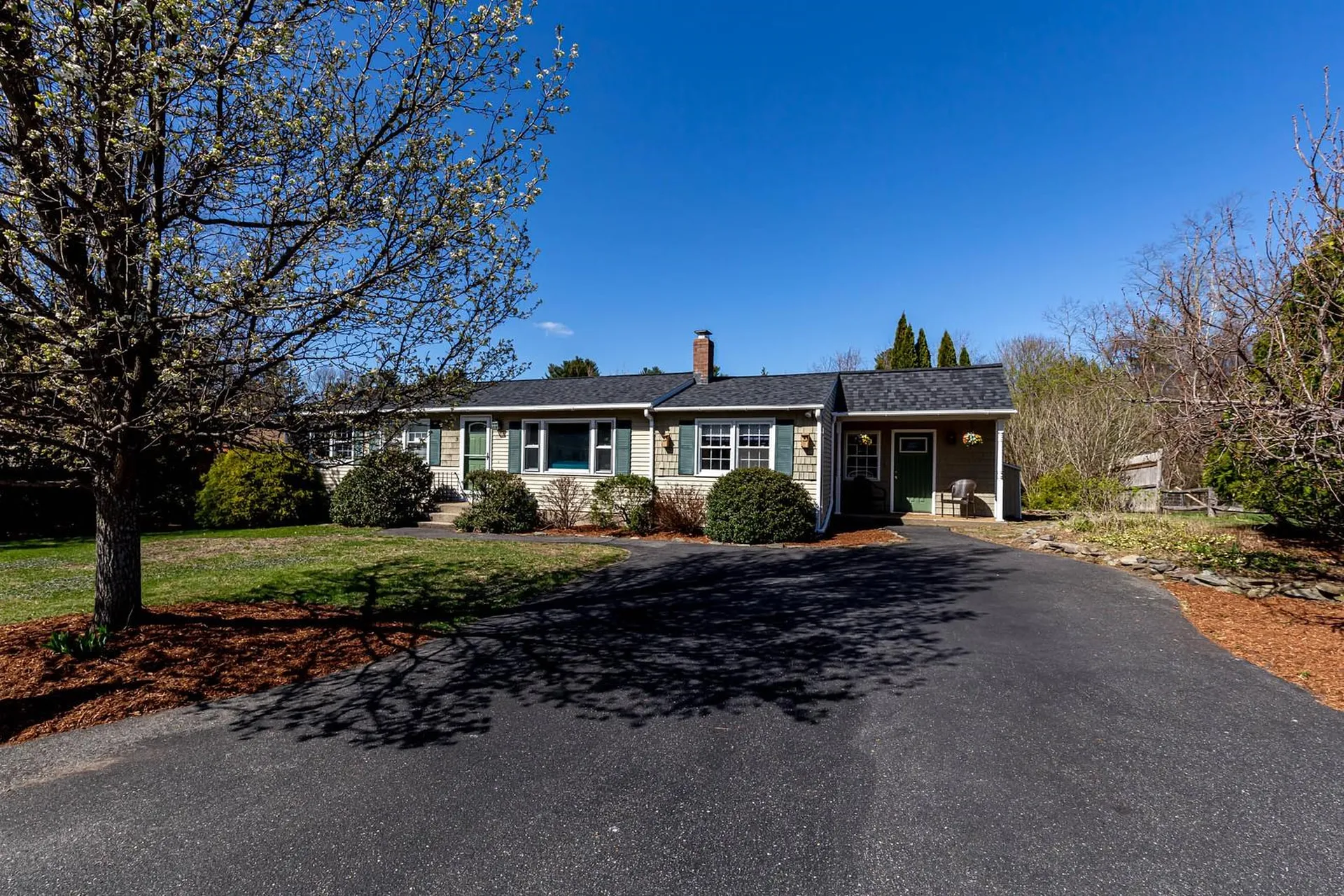 3 Skyline Drive Nashua NH 03062