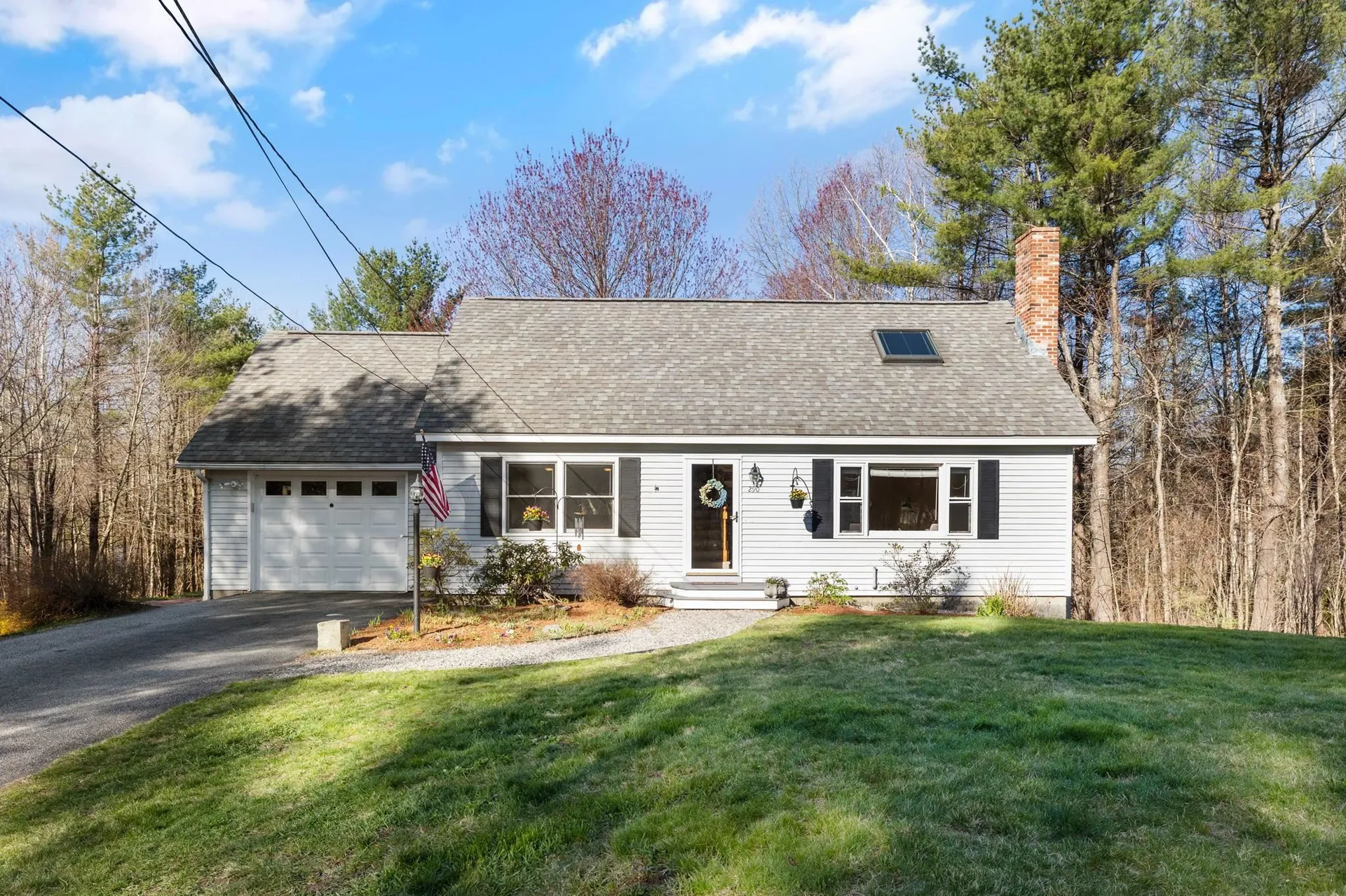 290 Cross Road Pembroke NH 03275-2906