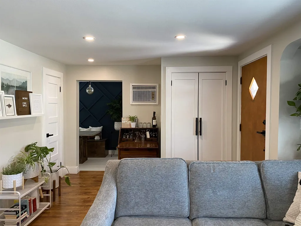 17 Coaker Avenue Hooksett NH 03106