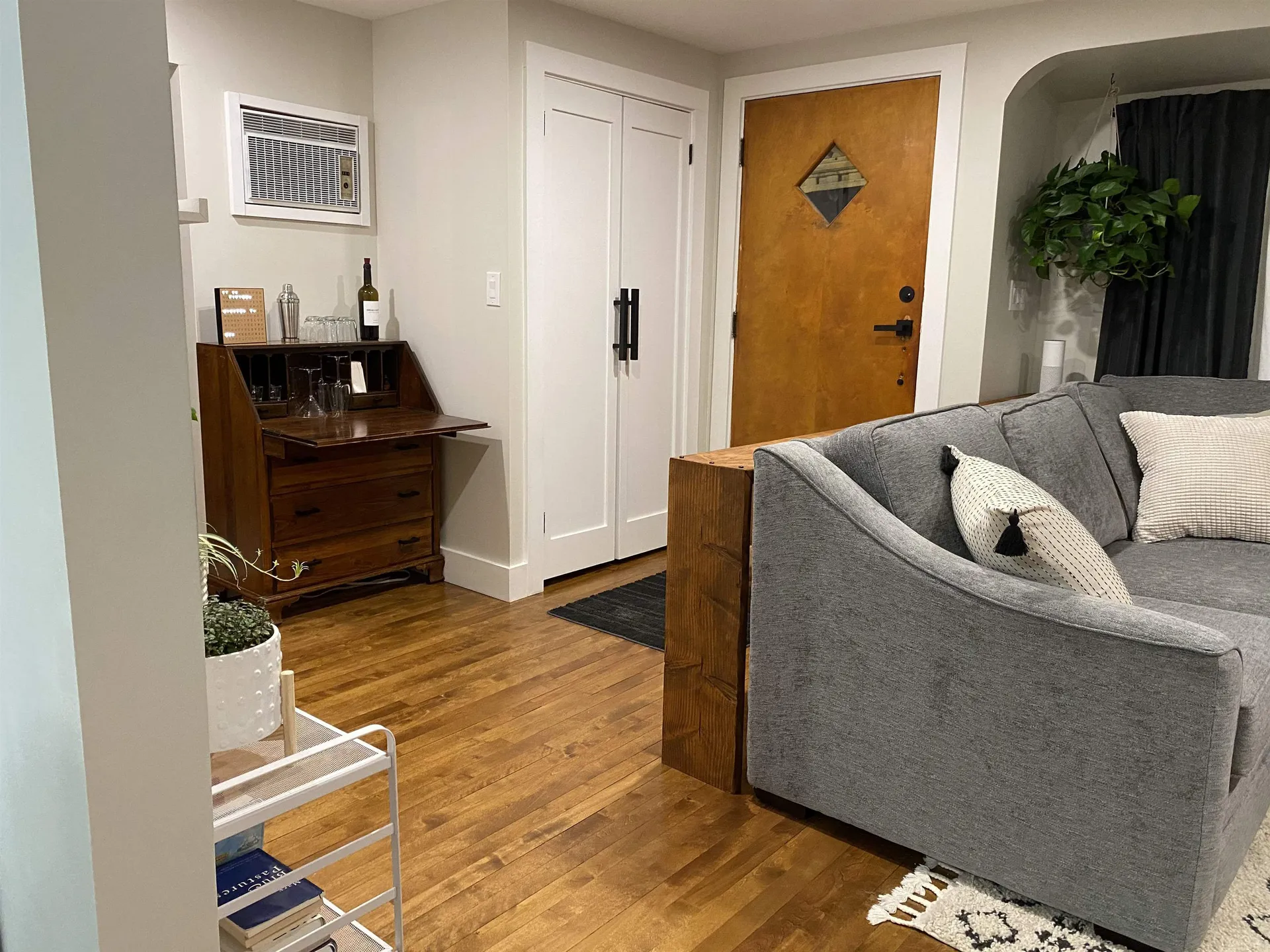 17 Coaker Avenue Hooksett NH 03106