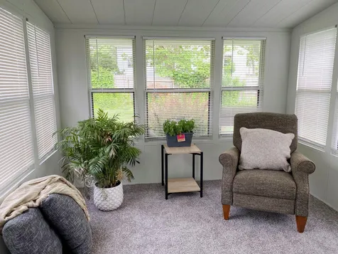 17 Coaker Avenue Hooksett NH 03106
