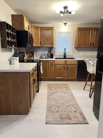 17 Coaker Avenue Hooksett NH 03106
