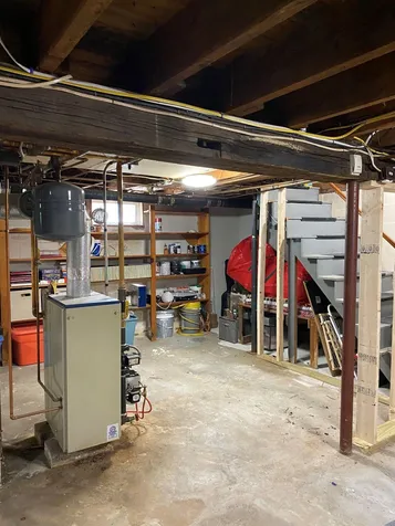 17 Coaker Avenue Hooksett NH 03106