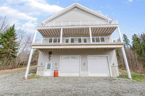 1903 N Main Street Pittsburg NH 03592