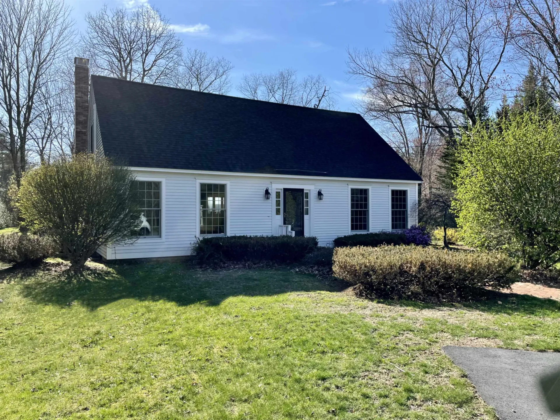 12 Lund Lane Hollis NH 03049