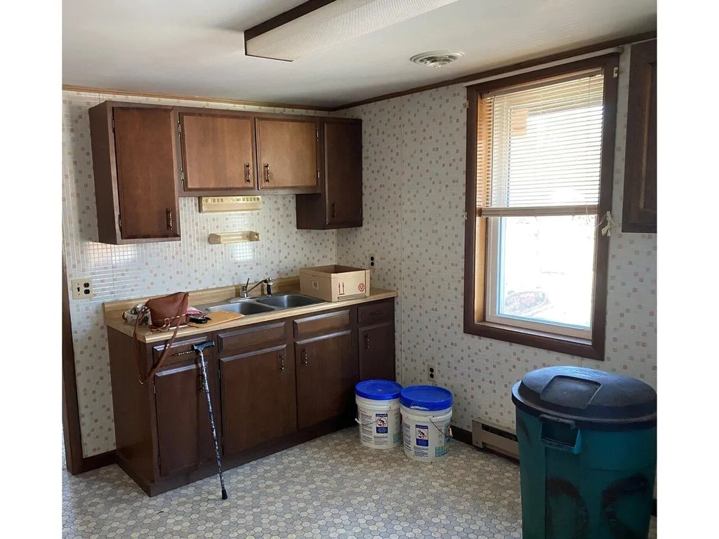 162 South Champlain Street Burlington VT 05401