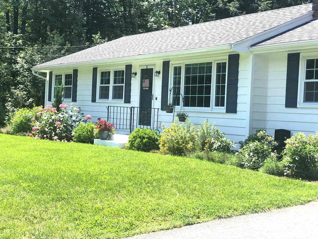 14 Coburn Terrace Lebanon NH 03784