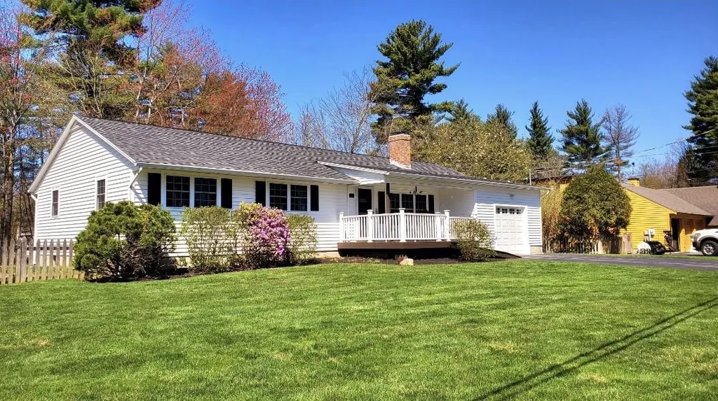 3 Edgewood Avenue Merrimack NH 03054