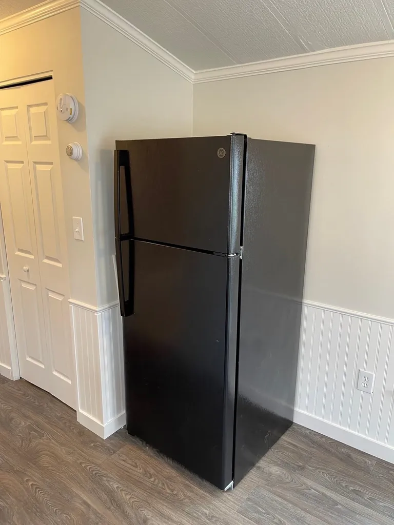11 Brookwood Drive Salem NH 03079
