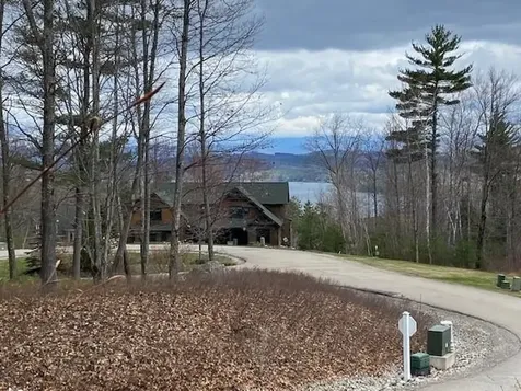 25 Dead Reckoning Point Laconia NH 03246