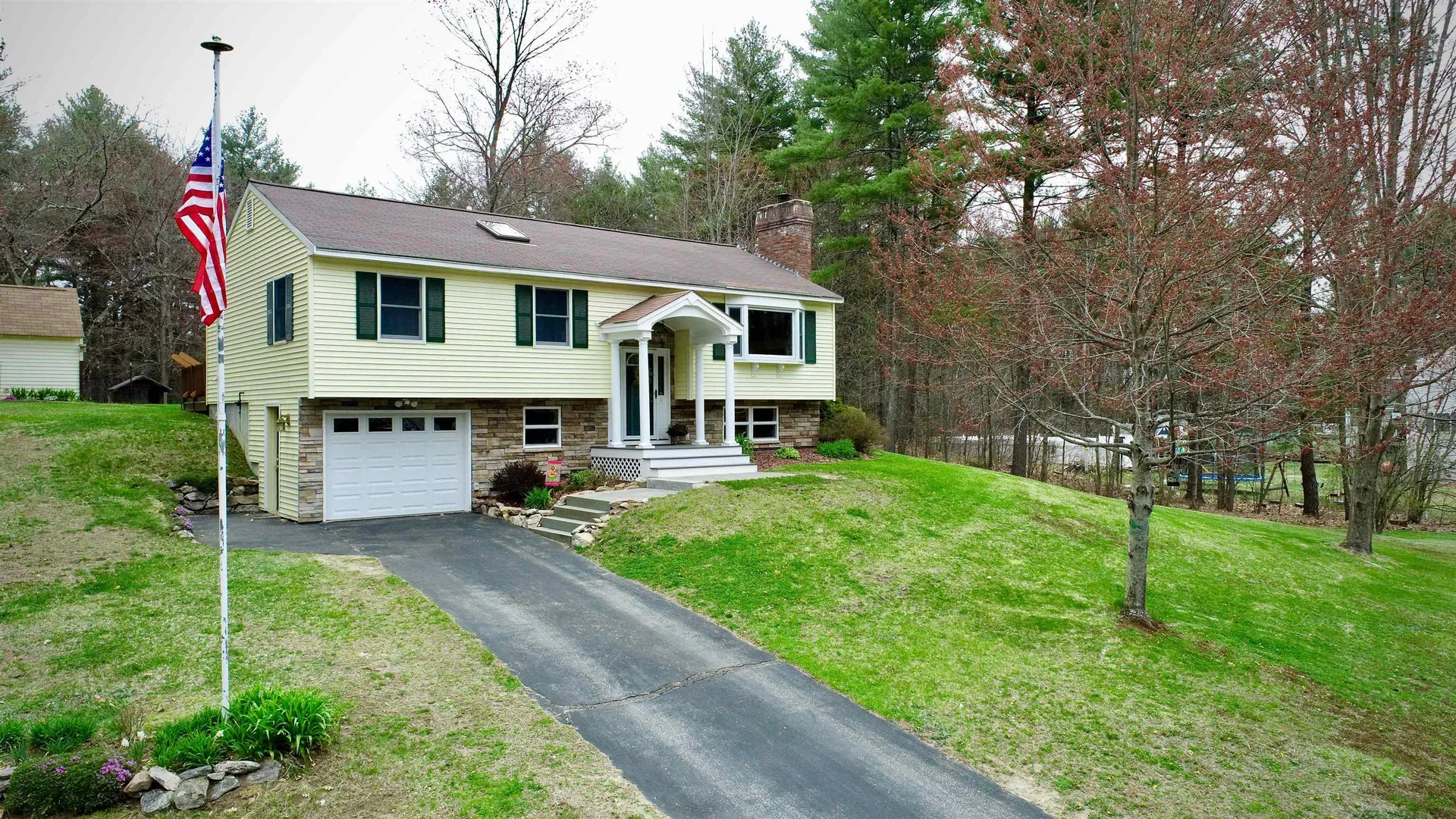 3 Shady Lane Londonderry NH 03053