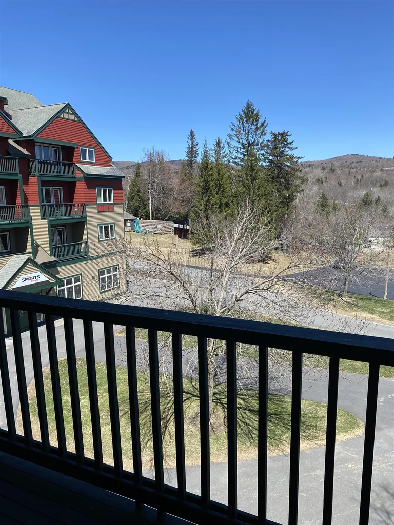 250/52 Qtr.4,89 Grand Summit Way Dover VT 05356