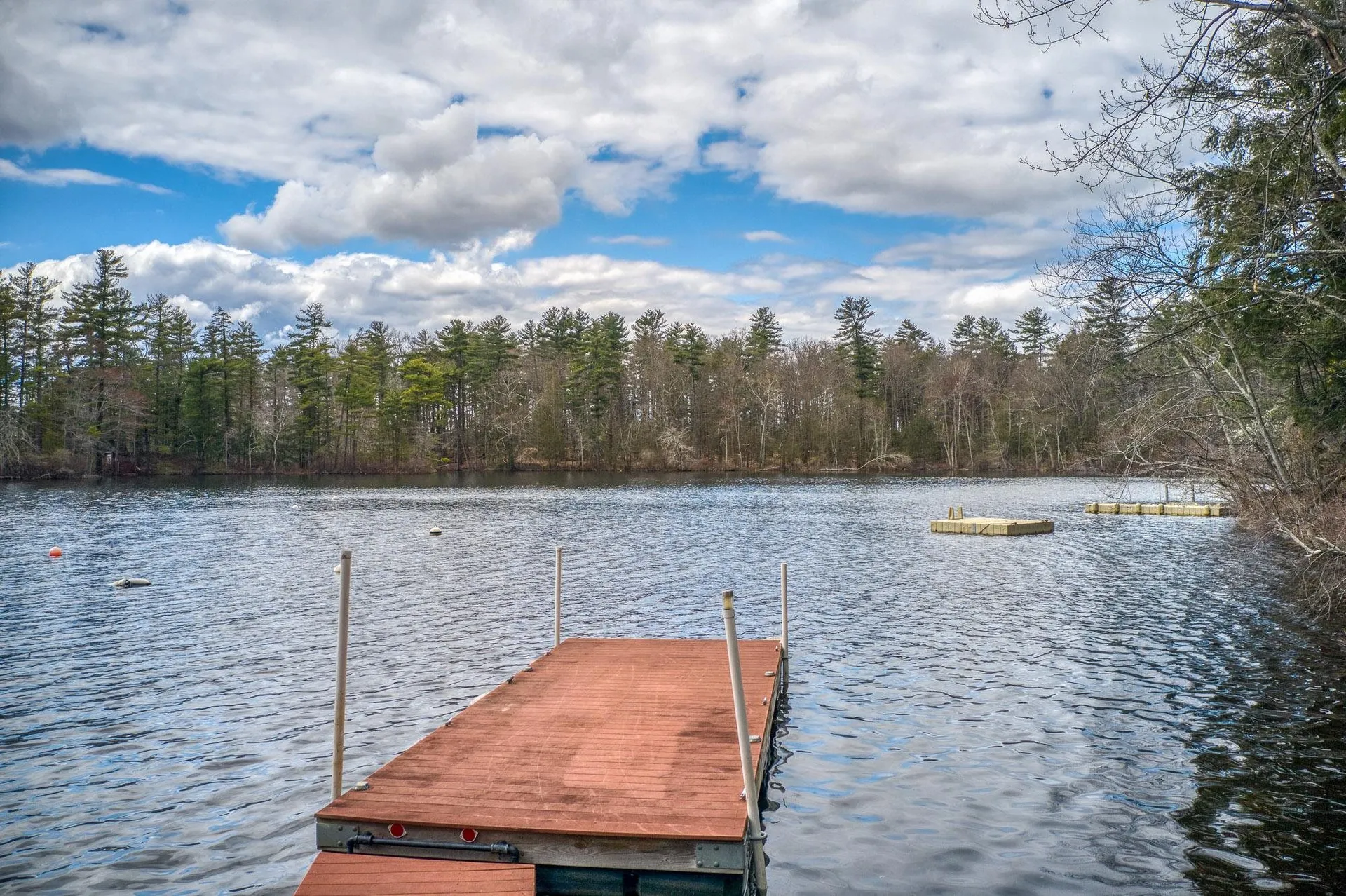 40 Hemlock Shore Drive Atkinson NH 03811-2123