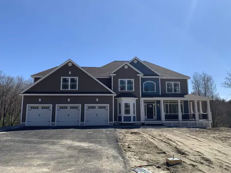 39 Burnham Road Windham NH 03087