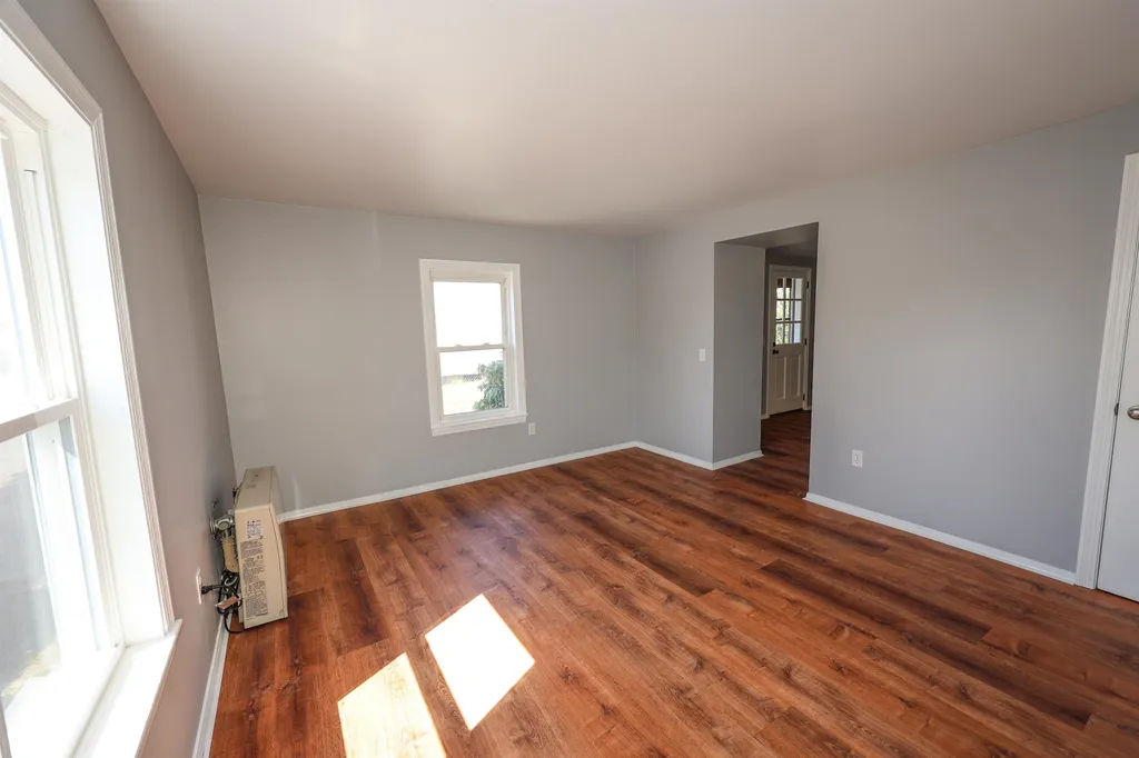 6 3rd Street Nashua NH 03060