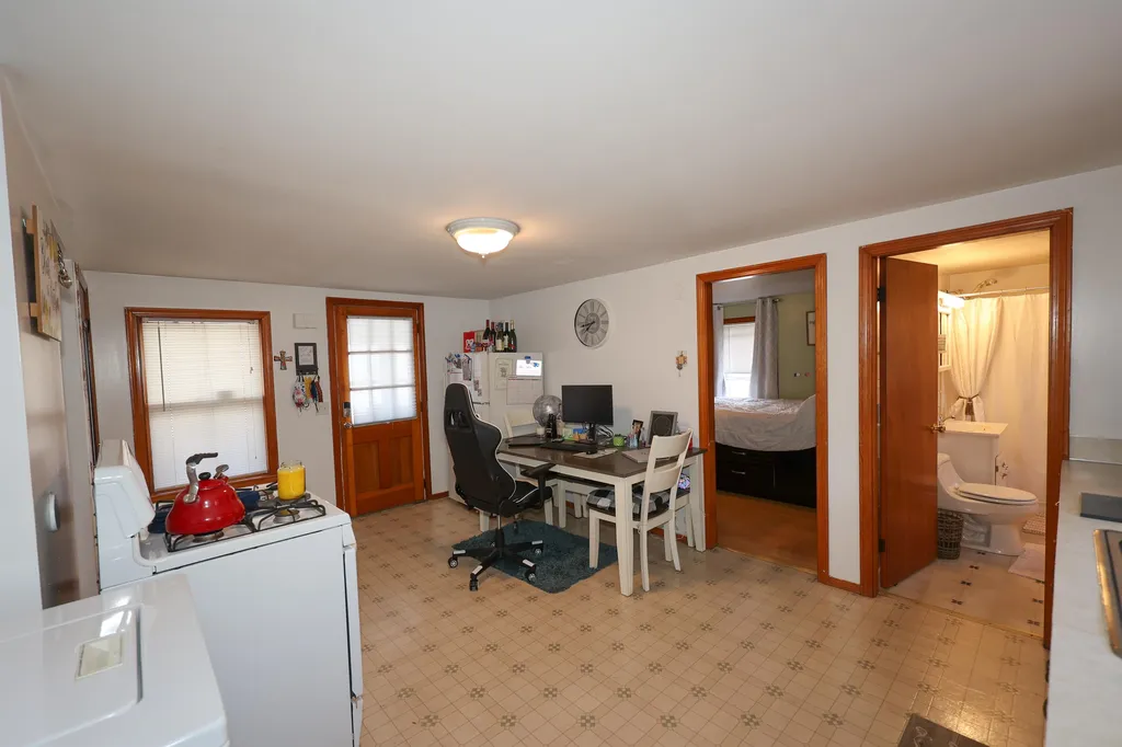 6 3rd Street Nashua NH 03060