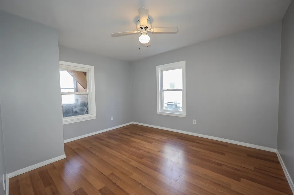 6 3rd Street Nashua NH 03060