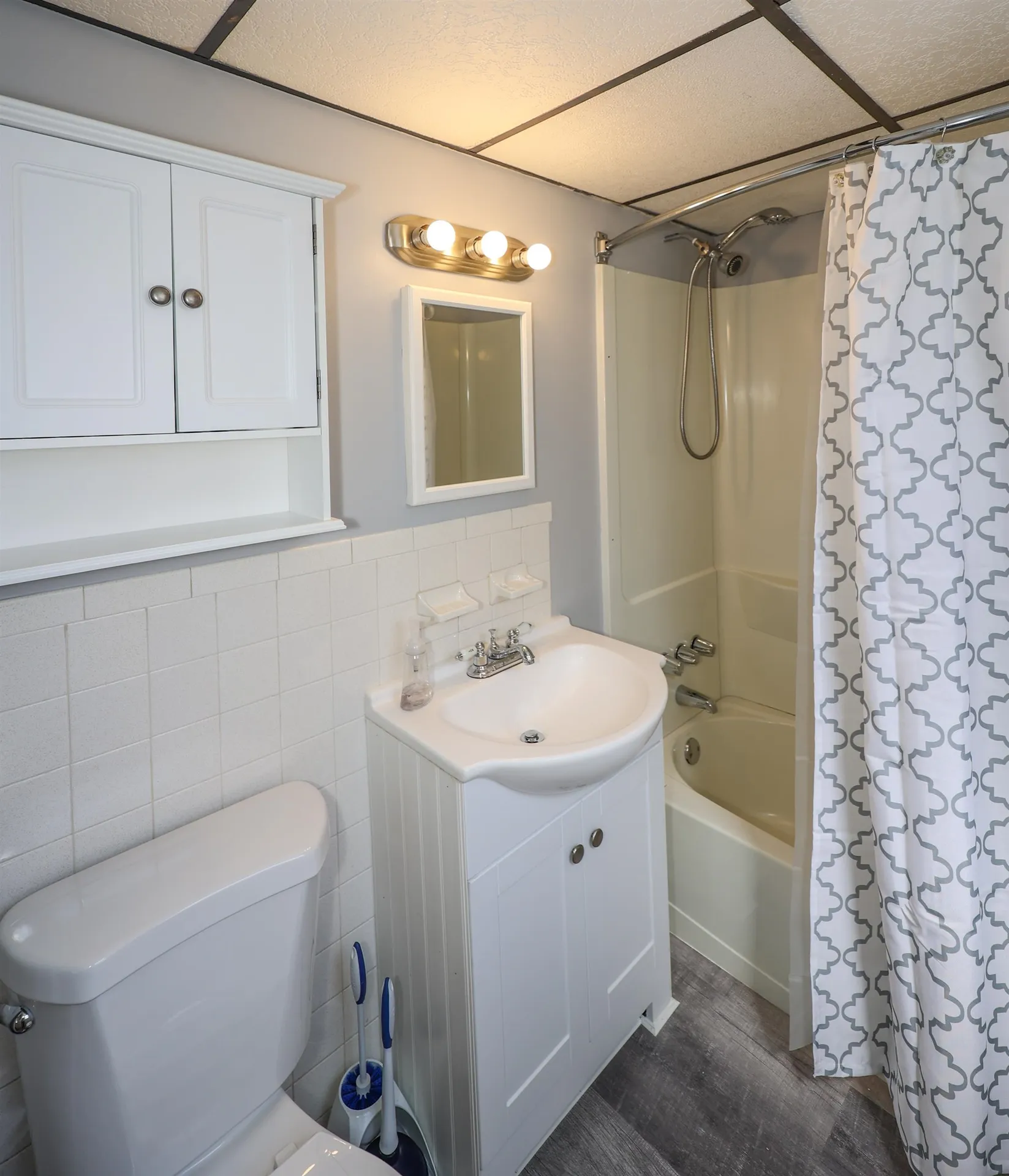 6 3rd Street Nashua NH 03060