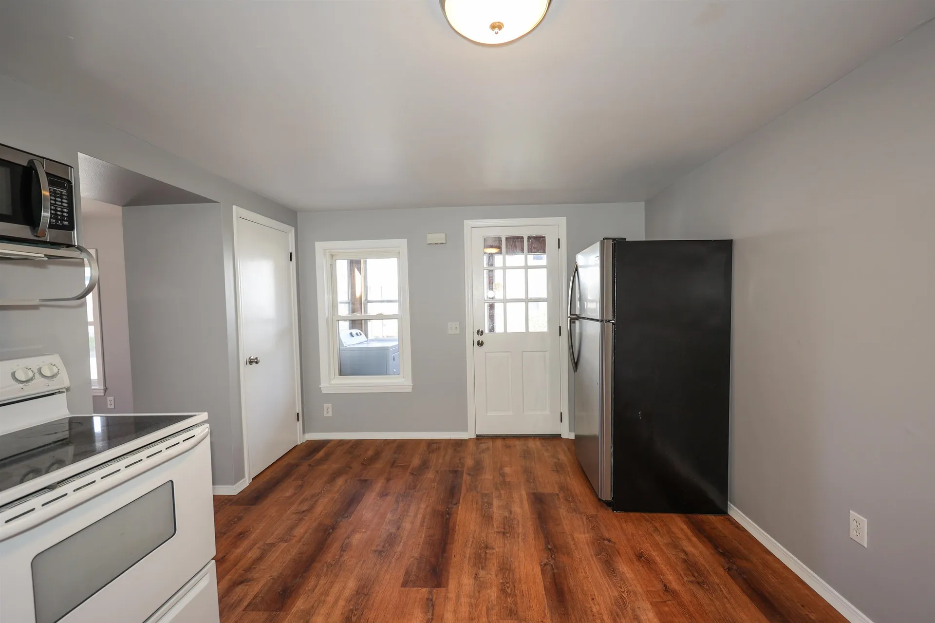 6 3rd Street Nashua NH 03060