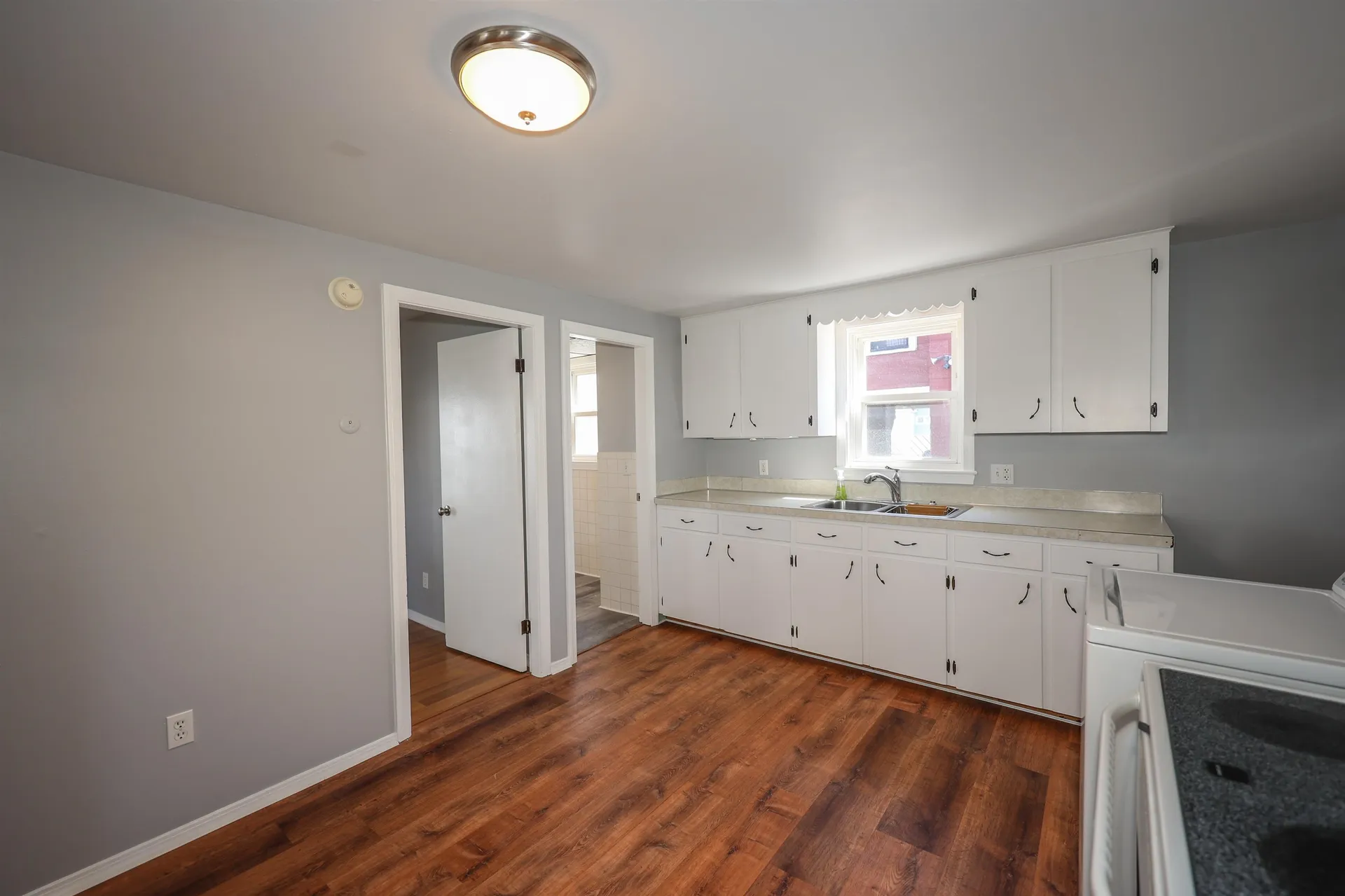 6 3rd Street Nashua NH 03060