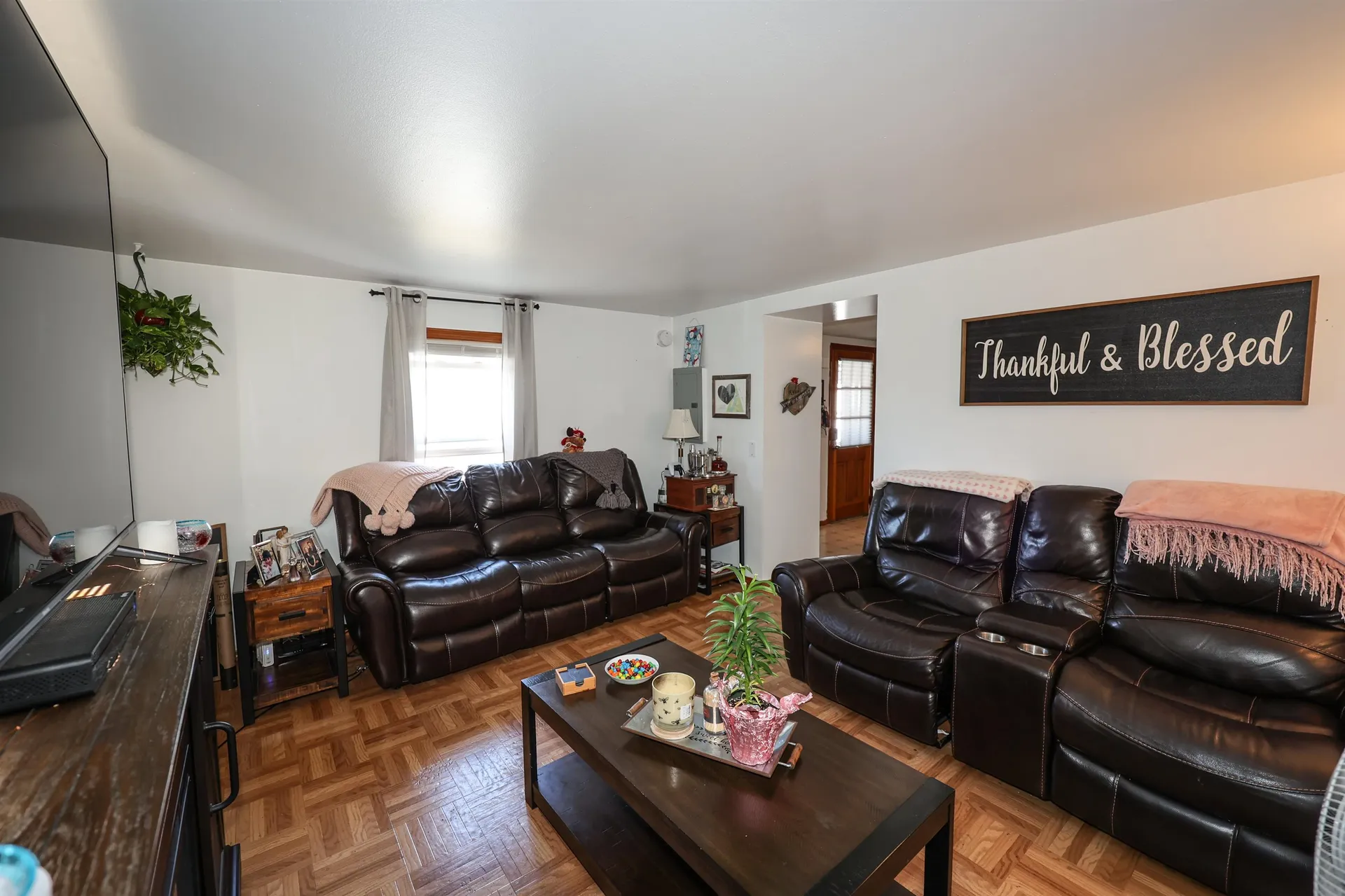 6 3rd Street Nashua NH 03060