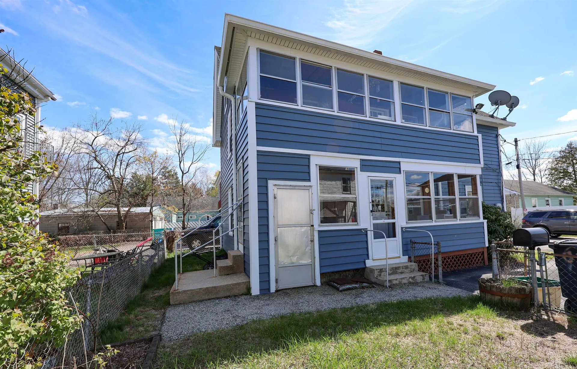 6 3rd Street Nashua NH 03060