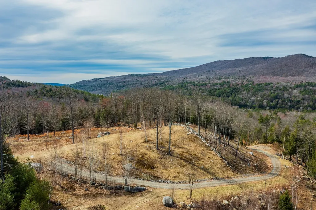 0 Renie Lane Enfield NH 03748