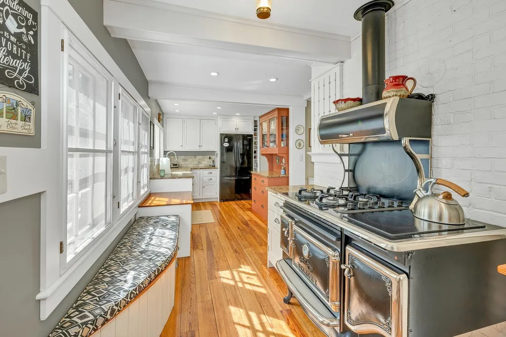 26 Lovejoy Lane Meredith NH 03253