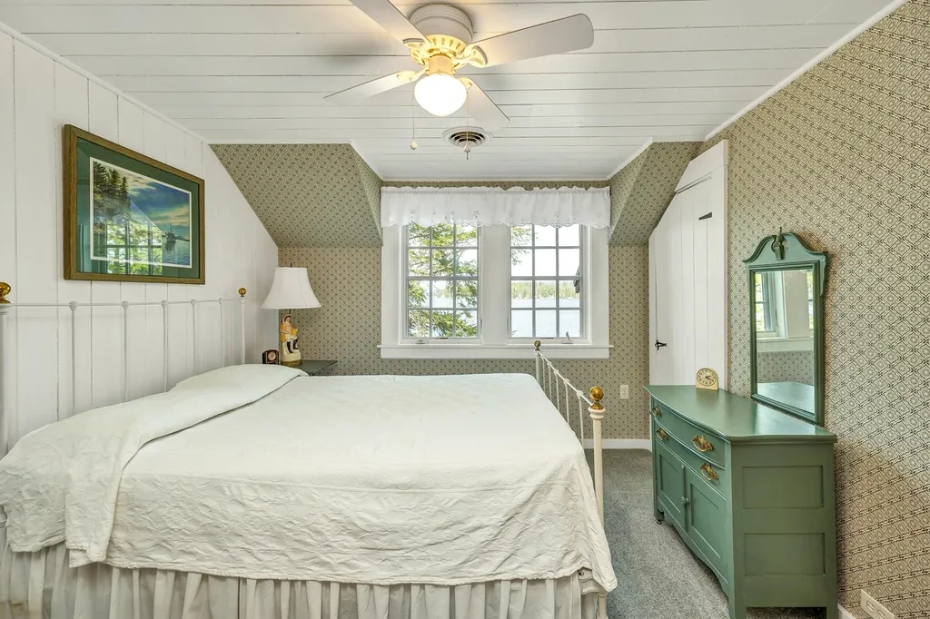 26 Lovejoy Lane Meredith NH 03253