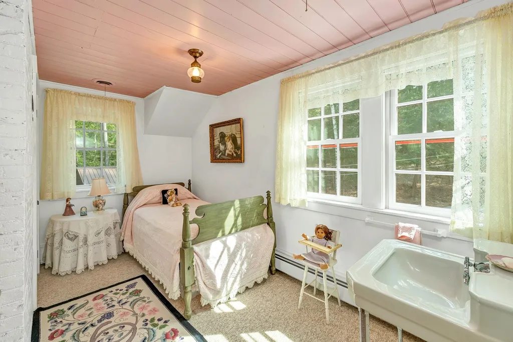 26 Lovejoy Lane Meredith NH 03253