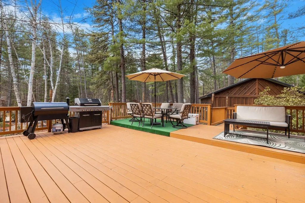 16 Margo Lane Tamworth NH 03817