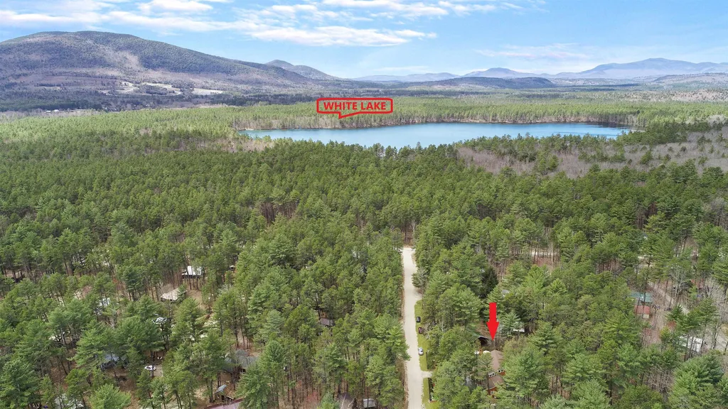 16 Margo Lane Tamworth NH 03817