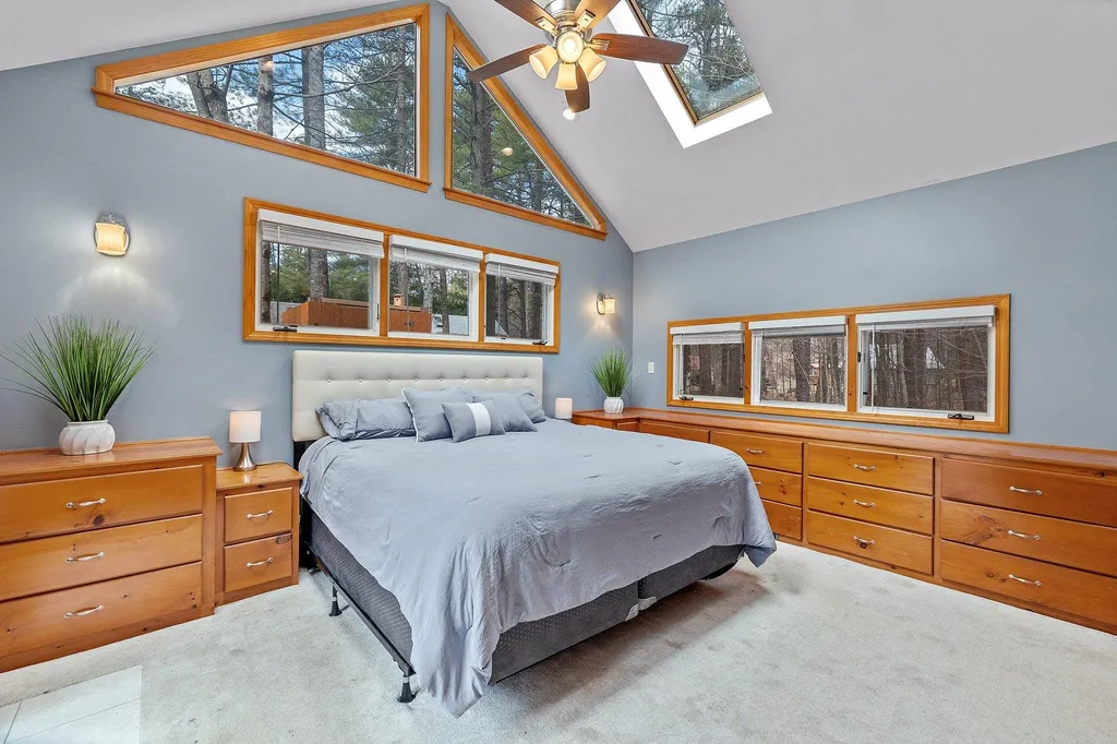 16 Margo Lane Tamworth NH 03817