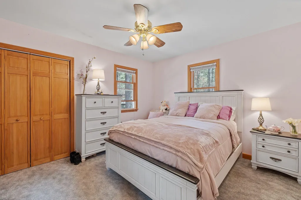 16 Margo Lane Tamworth NH 03817