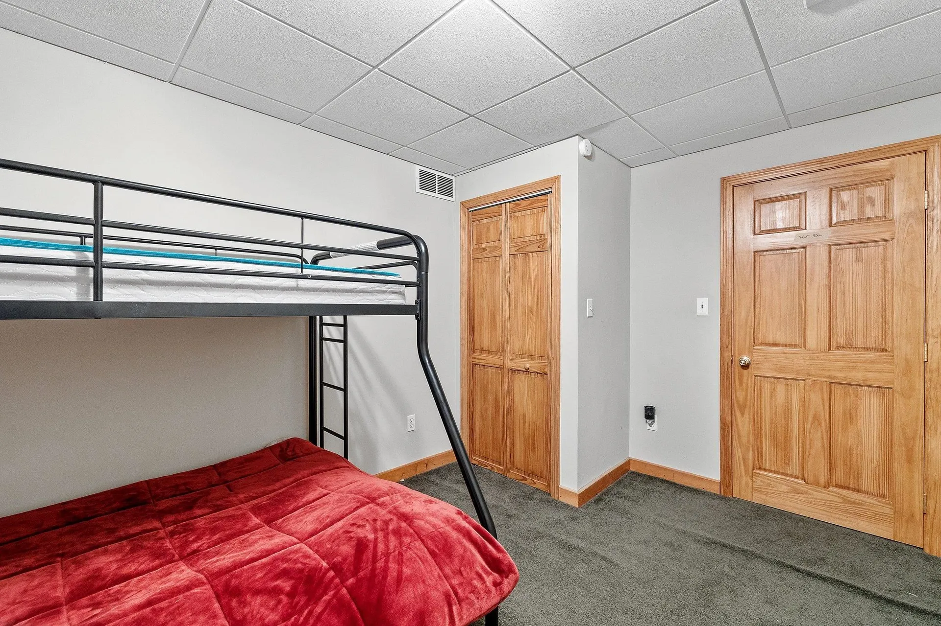 16 Margo Lane Tamworth NH 03817