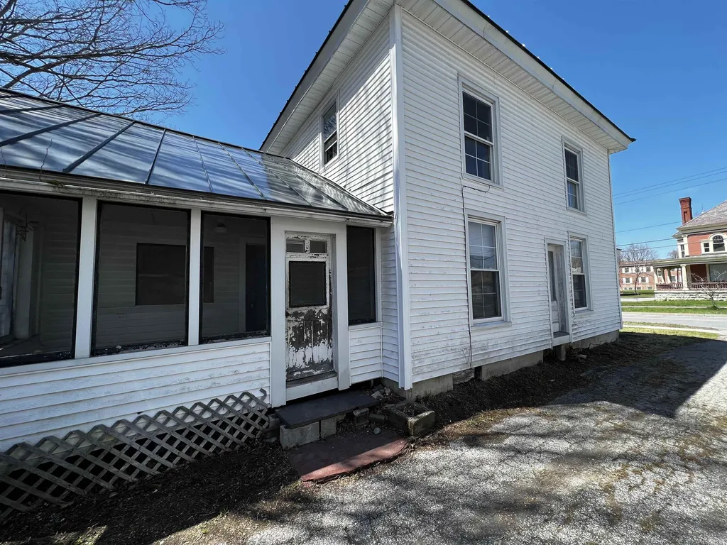 351 Bentley Avenue Poultney VT 05764