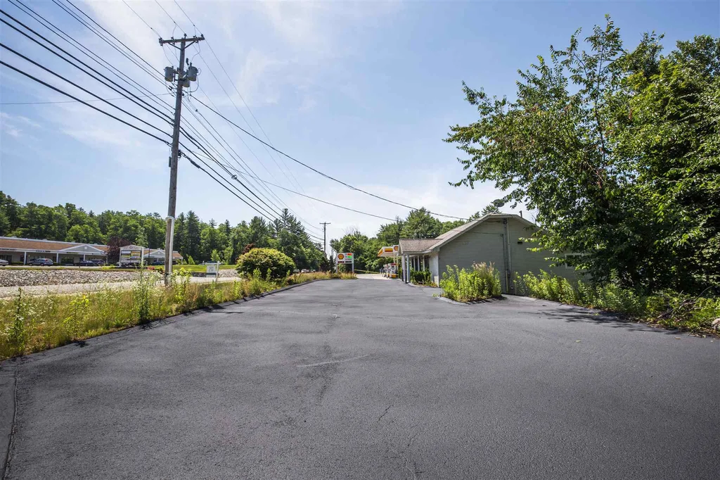 57 Rockingham Road Windham NH 03087