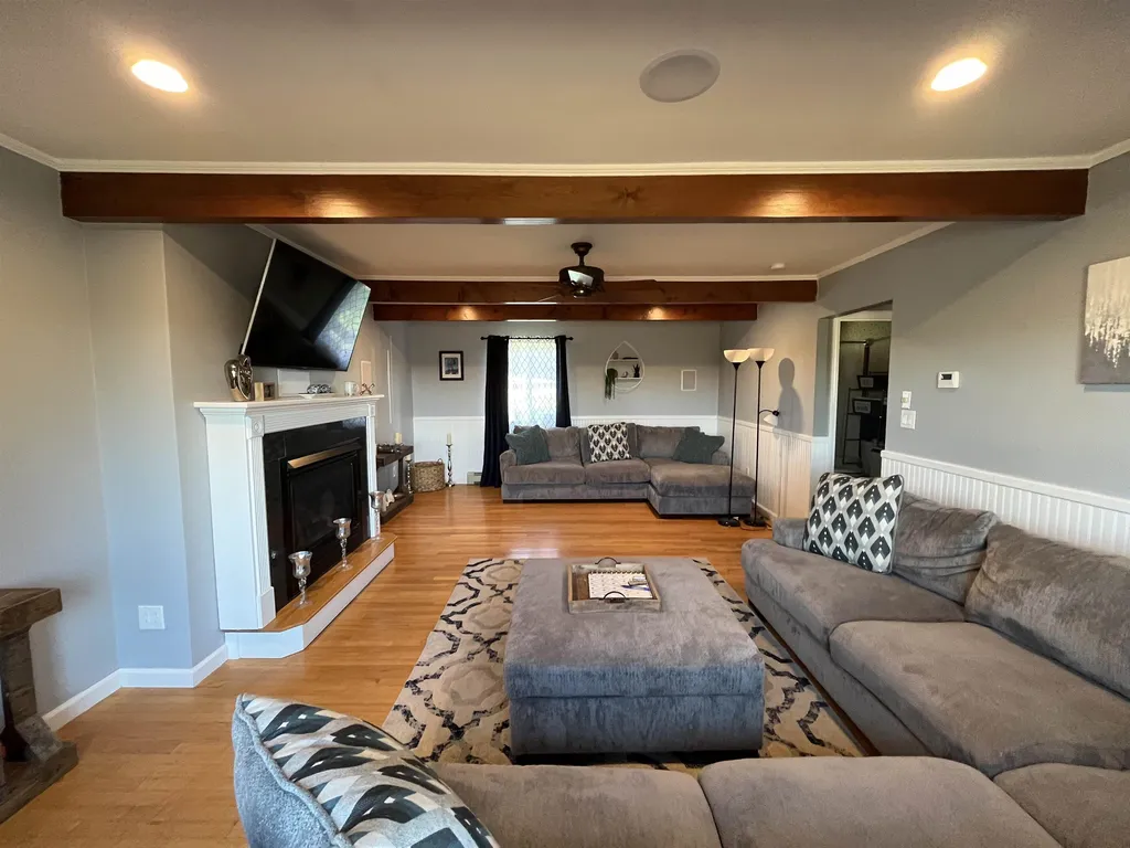 690 Middlebrook Road Ferrisburgh VT 05456