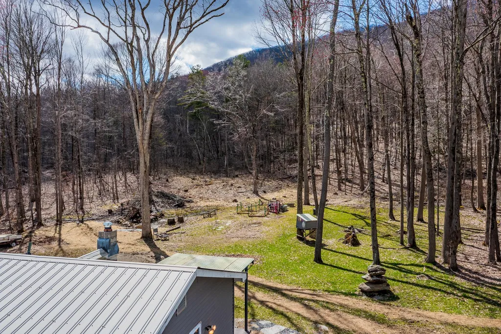 1116 Old West Road Arlington VT 05250