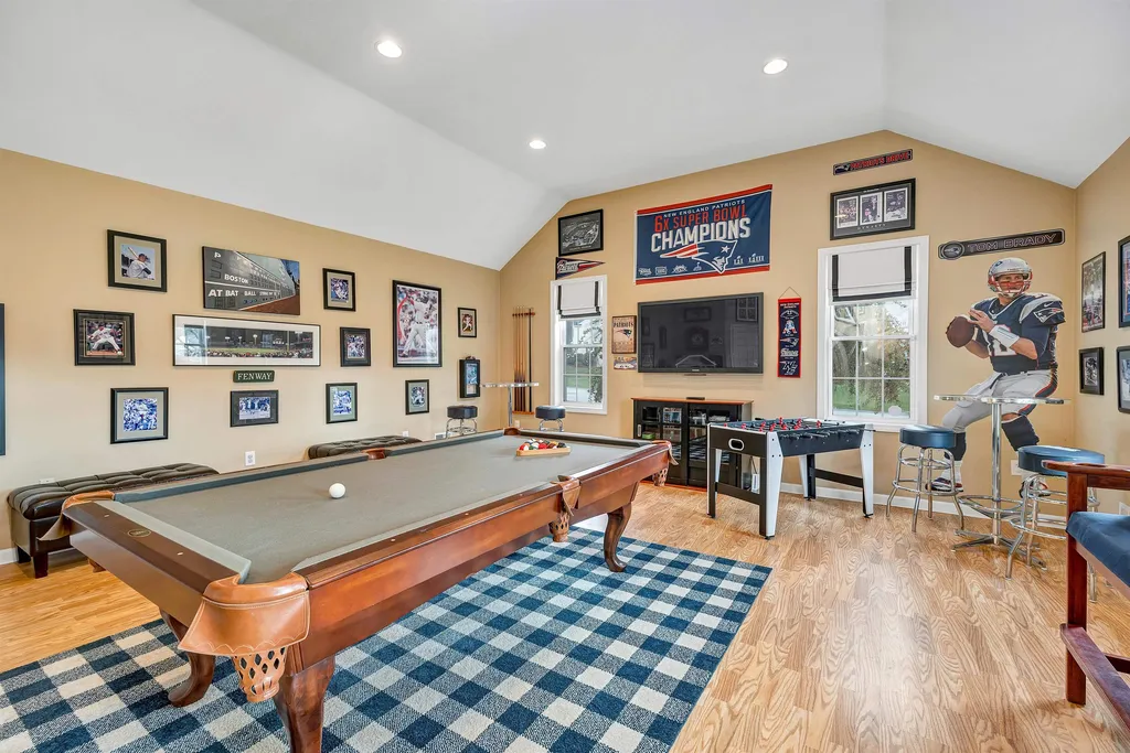 24 Whittier Road Merrimack NH 03054