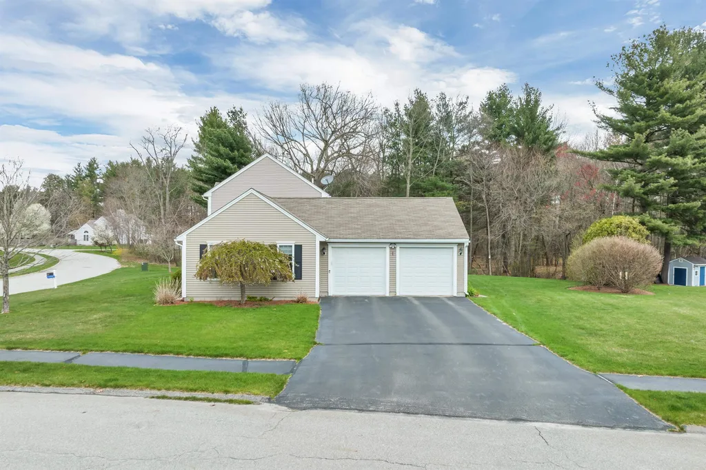 24 Whittier Road Merrimack NH 03054