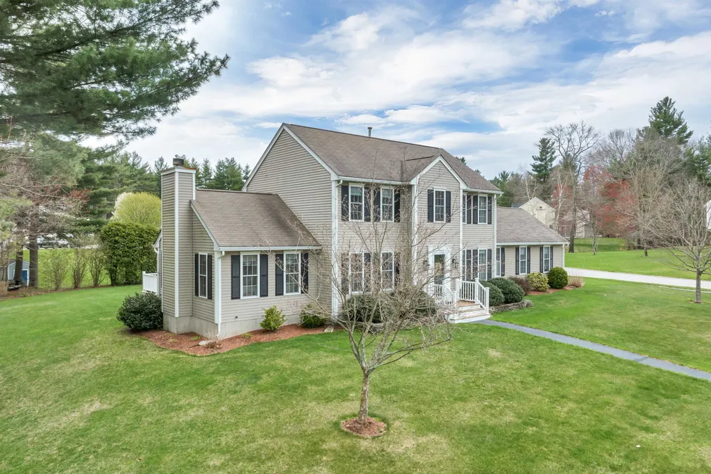 24 Whittier Road Merrimack NH 03054