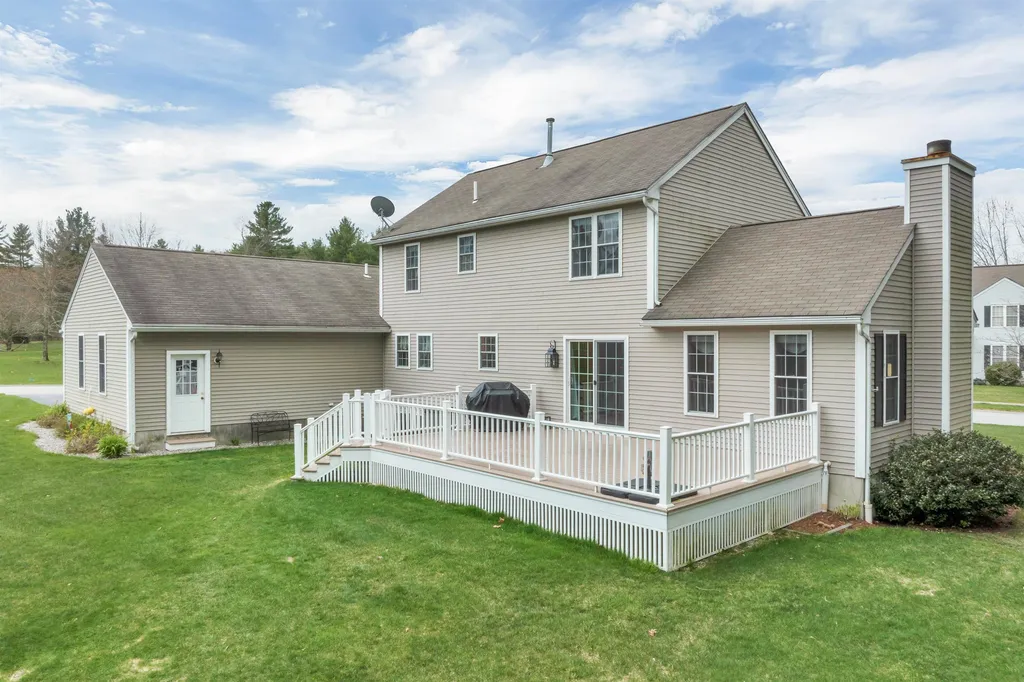 24 Whittier Road Merrimack NH 03054