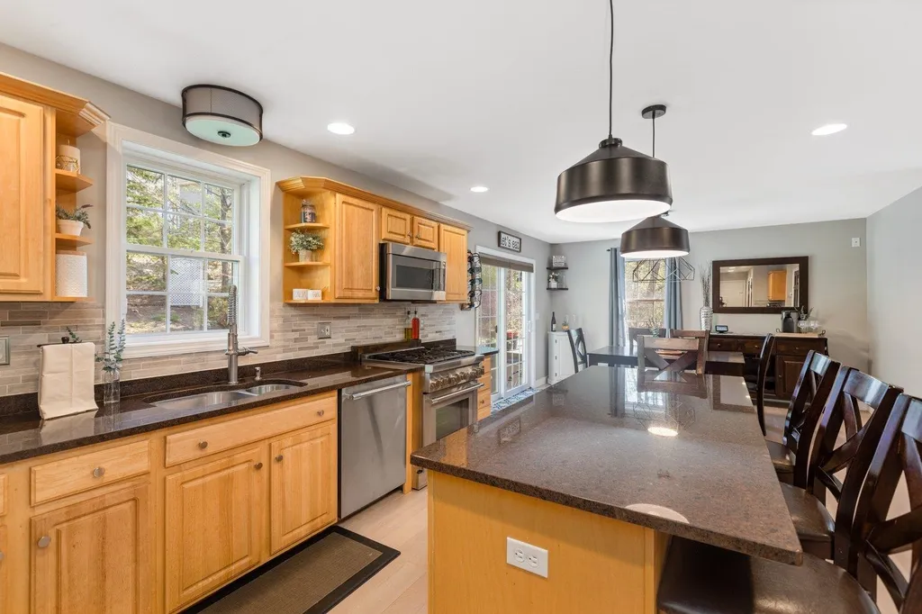3 Lang Road Deerfield NH 03037