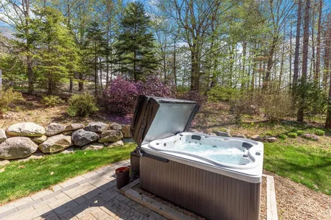 3 Lang Road Deerfield NH 03037