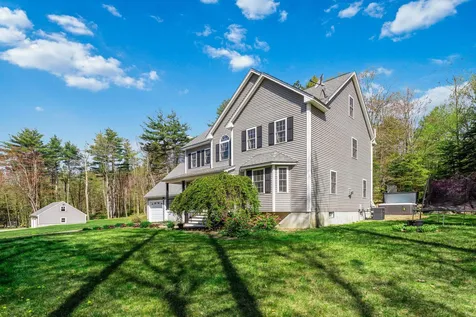 3 Lang Road Deerfield NH 03037