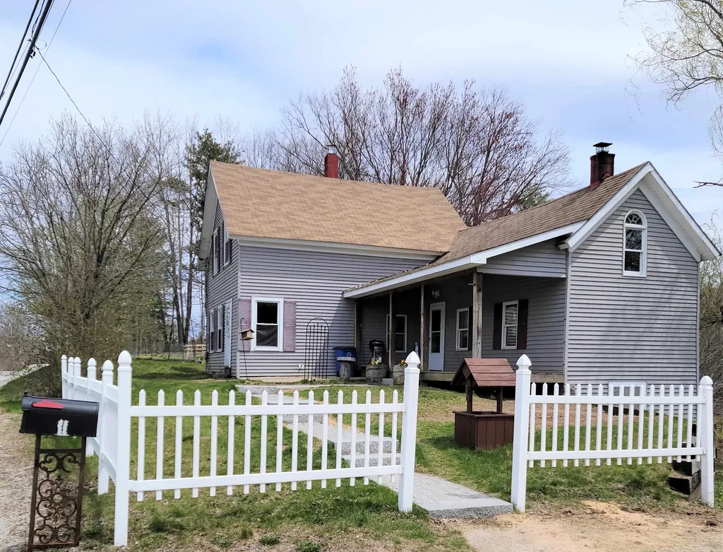 11 North Bennington Road Bennington NH 03442