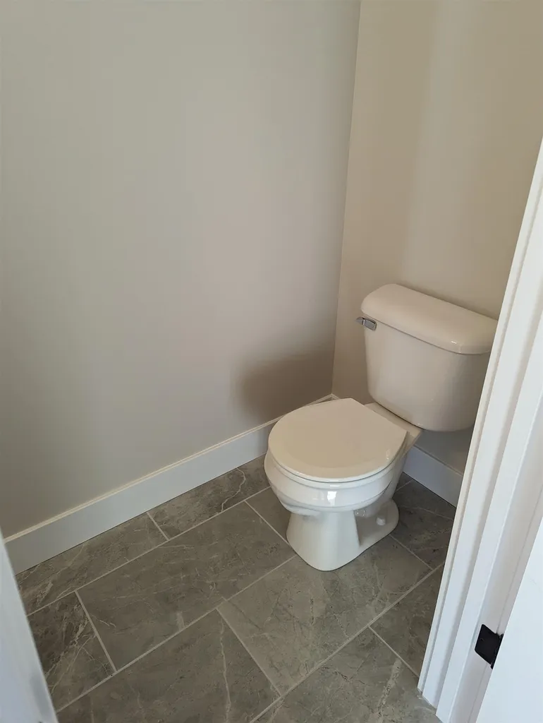 5 Bryson Lane Lee NH 03861