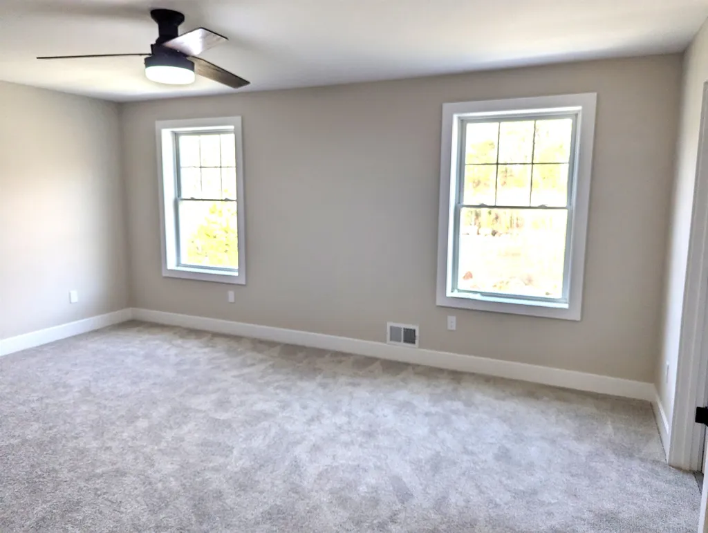 5 Bryson Lane Lee NH 03861