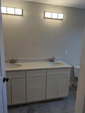 5 Bryson Lane Lee NH 03861